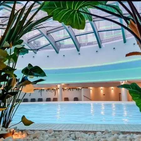Hanza Tower Gold 22nd Floor Pool & Sauna & Jacuzzi & Szczecin
