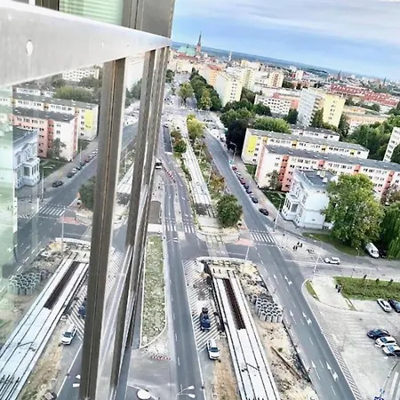 Lägenhet Hanza Tower Gold 22nd Floor Pool & Sauna & Jacuzzi &